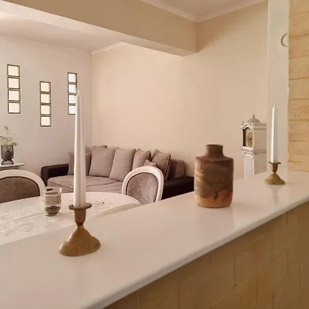 Antik Apartment